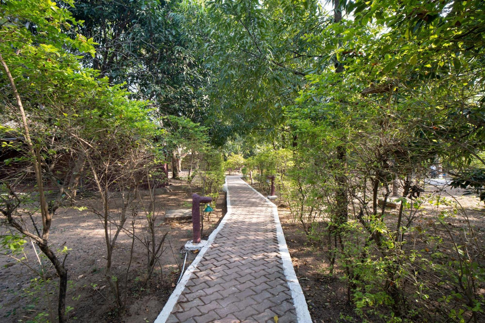 מלון Khawāsa Treebo Premium Mowgli'S Den, Pench מראה חיצוני תמונה